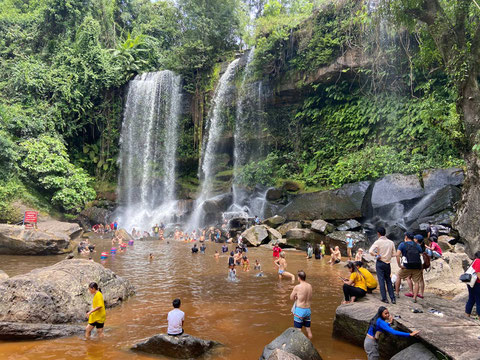 滝（Waterfalls）