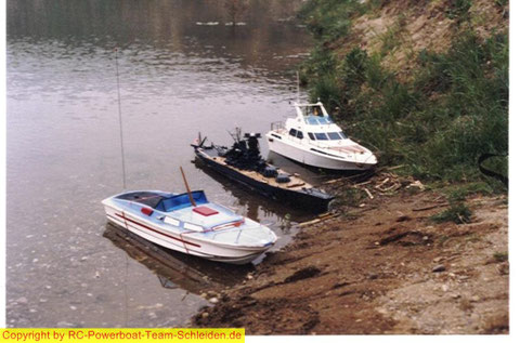 Die Marauder und die Sea Commander Maxi Speed Yamato So gemütlich nur für's Foto.Beide unterwegs mit 20 Sanyos und Keller Motor.