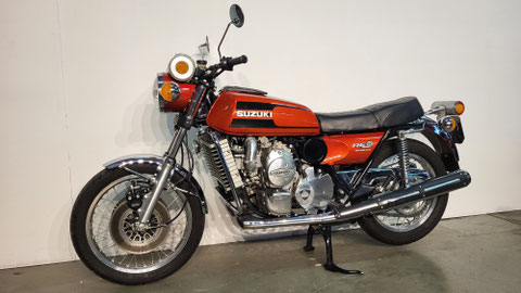 Suzuki RE 5