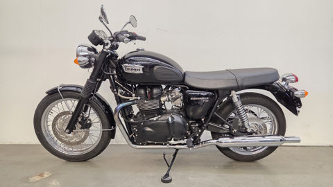 Triumph Bonneville 900 i T100