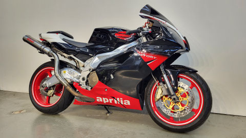 Aprilia RSV 1000 R