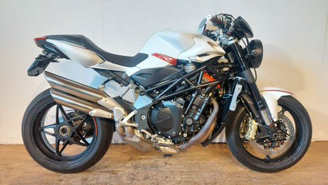 MV Agusta Brutale 1090 R