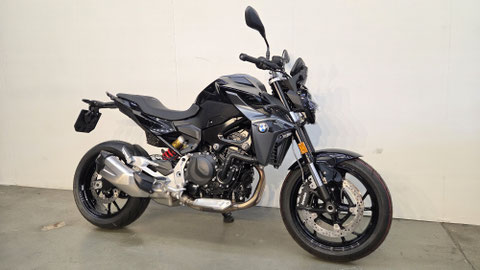 BMW F 900 R Triple Black