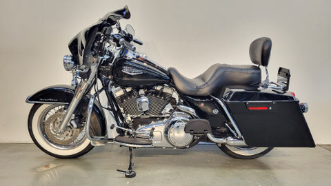 Harley-Davidson FLHRCI Road King Classic