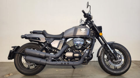 Bullit V-Bob 250