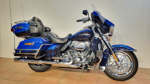 Harley-Davidson FLHTKSE Electra Glide Ultra Limited CVO