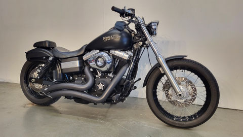 Harley-Davidson FXDBI Street Bob