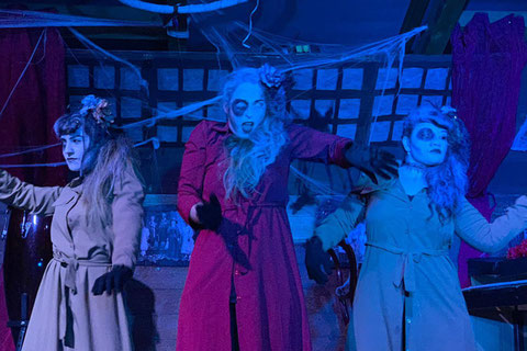 espectáculos camping tarragona halloween 2025