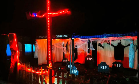 Decoración parcela halloween