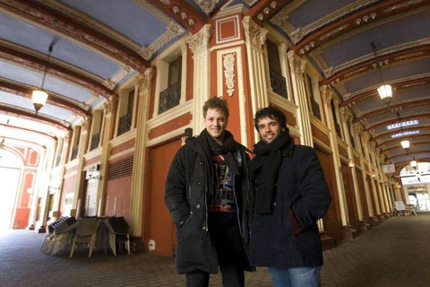 Daniel Diges y Raúl Peña, en Zaragoza, ciudad en la que actuarán del 5 al 14 de abril. Foto:JAIME GALINDO