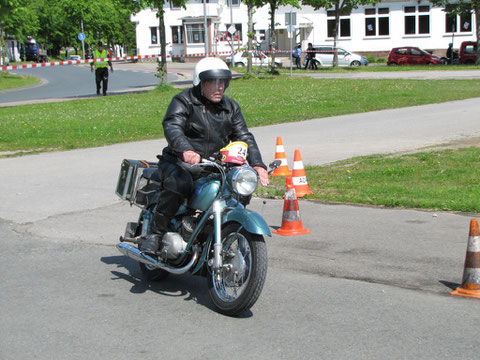 Dann geht es konzentriert um den Parcours