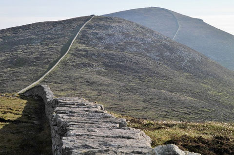 アイルランド 北アイルランド 旅行 ハイキング モーンの壁