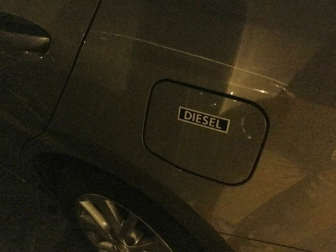 アイルランド レンタカー ディーゼル