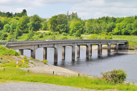 アイルランド 川 橋