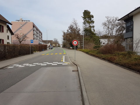 Hochstrasse: Tempo 30 startet erst auf Höhe des Schulhauses