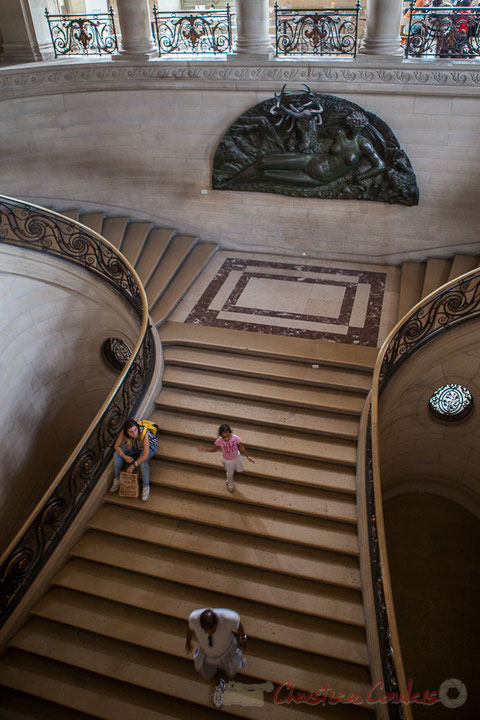 La nymphe de Fontainebleau, Benvenuto Cellini, Escalier Mollien, construit par Lefuel, Musée du Louvre 