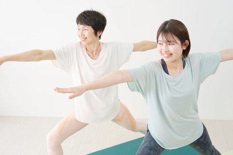 猫背、骨盤の傾きなど姿勢の改善