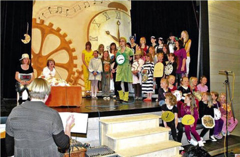 Musical - Ausgetickt ? - mit strawberry under und Coole Kids -2010