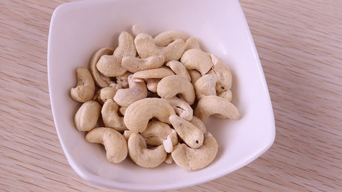 カシューナッツ、ナッツ、ダイエット、お菓子、おやつ、料理、食べ物の写真フリー素材　Cashew nuts, nuts, diet, sweets, snacks, food, food photos Free material