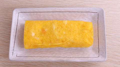 厚焼き玉子、だし巻き卵、卵、料理、卵料理、食べ物の写真フリー素材　Thick roasted egg, omelet roll, egg, dish, egg dish, food photo free material