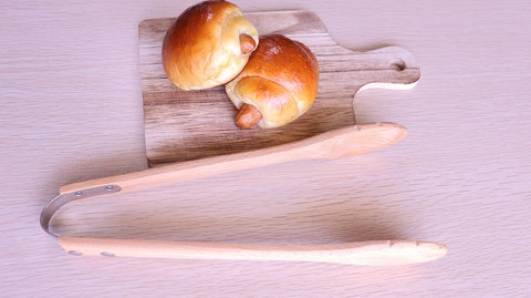 パン、ソーセージロールパン、お菓子、おやつ、料理、食べ物の写真フリー素材　Bread, sausage rolls, sweets, snacks, food, food photos free material