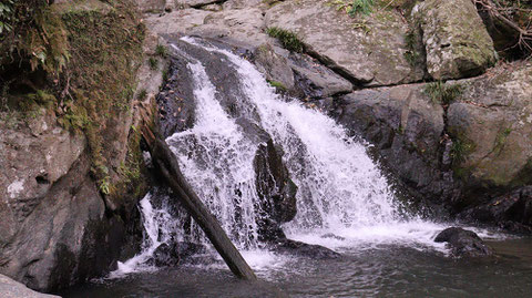 滝、川、自然、山の写真フリー素　Free photos of waterfalls, rivers, nature and mountains