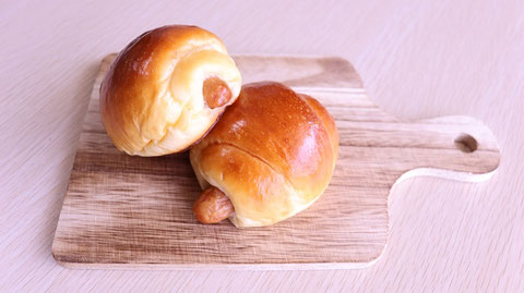 パン、ソーセージロールパン、お菓子、おやつ、料理、食べ物の写真フリー素材 Bread, sausage rolls, sweets, snacks, food, food photos free material