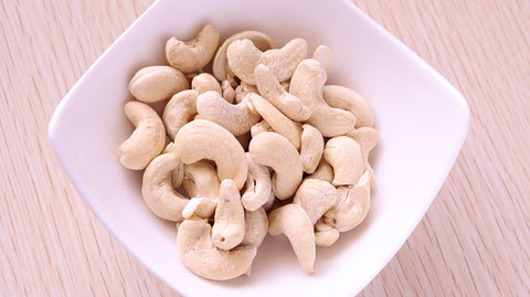 カシューナッツ、ナッツ、ダイエット、お菓子、おやつ、料理、食べ物の写真フリー素材　Cashew nuts, nuts, diet, sweets, snacks, food, food photos Free material