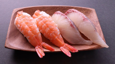 赤い寿司桶 エビの絵柄付き 塩徳屋 寿司桶 赤 エビの絵柄 9