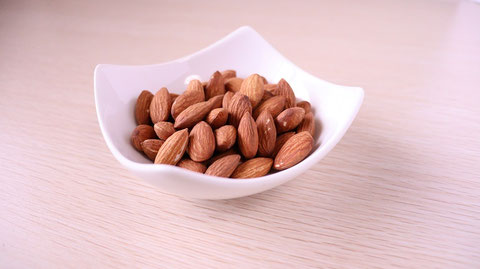 アーモンド、ナッツ、ダイエット、お菓子、おやつ、料理、食べ物の写真フリー素材 Almonds, nuts, diets, sweets, snacks, food, food photos free material