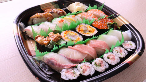 寿司、寿司桶、外食、料理、食べ物の写真フリー素材　Sushi, sushi tub, eating out, cooking, food photo free material