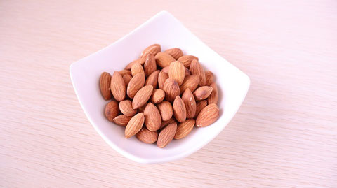 アーモンド、ナッツ、ダイエット、お菓子、おやつ、料理、食べ物の写真フリー素材　Almonds, nuts, diets, sweets, snacks, food, food photos free material
