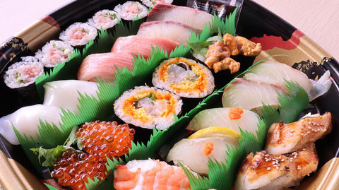 寿司、寿司桶、外食、料理、食べ物の写真フリー素材　Sushi, sushi tub, eating out, cooking, food photo free material