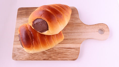 パン、チョココロネ、お菓子、おやつ、料理、食べ物の写真フリー素材 Bread, chocolate cornet, sweets, snacks, food, food photo free material