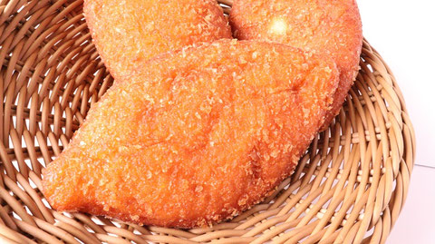 パン、カレーパン、お菓子、おやつ、料理、食べ物の写真フリー素材　Bread, curry bread, sweets, snacks, food, food photos free material