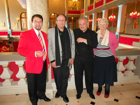 A FORGES les EAUX avec Gaetan BLOOM et Mr et Mme Jean FREEL 2015