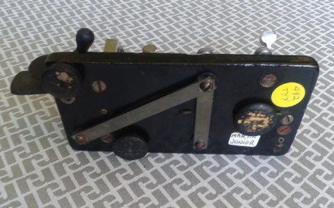 Martin Junior - Japaned paint stripe finished - Plate "D".