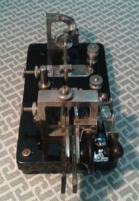 Double Lever early type