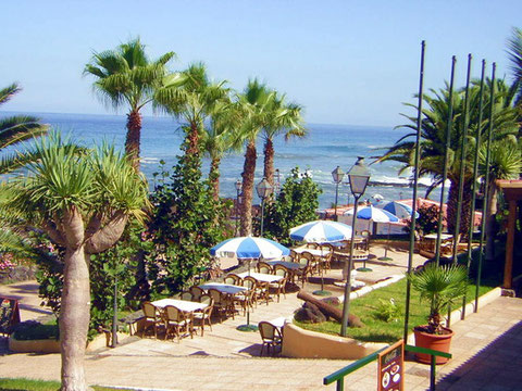 Traumstrand auf Teneriffa ist unter Anderen der Playa Jardin in Puerto del la Cruz. Hier gibt es Eigentumswohnungen direkt am Strand.