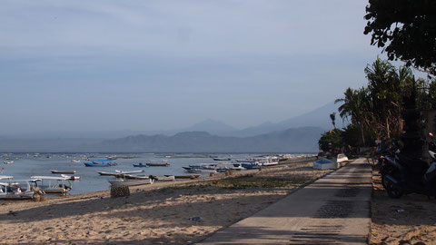 Beach of Nusa Lembongan