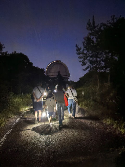 『国立天文台ハワイ観測所岡山分室』へのアプローチは登坂だけど、夜間の開館は貴重でワクワク