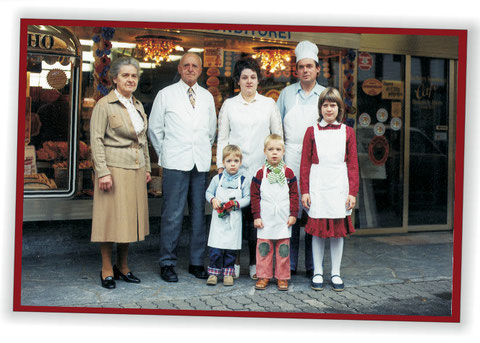 Familie Born 1984