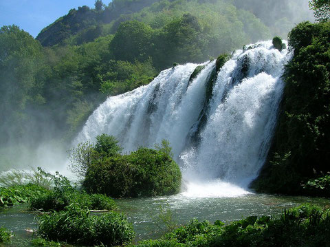 umbria marmore falls guided tour, umbria marmore waterfalls tour, terni marmore falls excursion, terni marmore falls guided tour, umbria marmore falls naturalistic tour