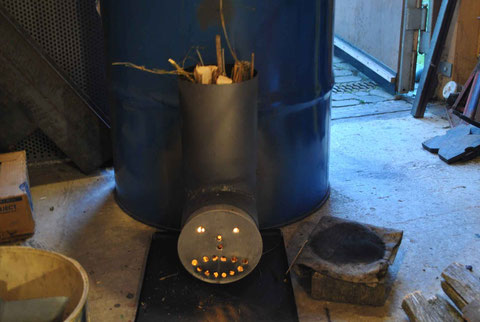 Rohrdeckel mit Smiley Luftlöchern im Betrieb