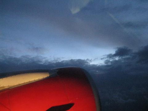 Blick aus dem Flugzeug kurz nach dem Start in Rom