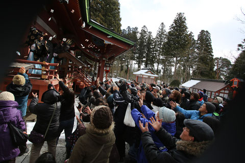 節分祭　豆まき神事