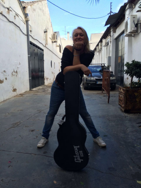 In the corridor of the Pelicano next to our rehearsal room