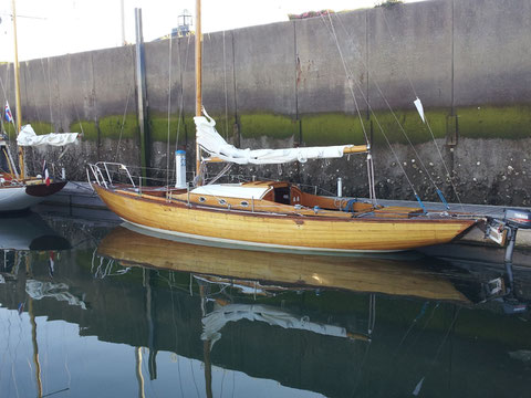 Just Pure en escale au Crouesty, à la veille de la dernière manche des Voiles Classiques de la Baie de Quiberon