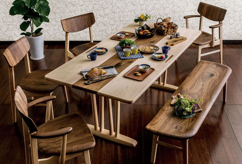 食卓テーブル　ダイニングチェア　椅子　　メープルリッチSE　ウォールナット　飛騨　イバタインテリア　栃木県家具　東京デザインセンター