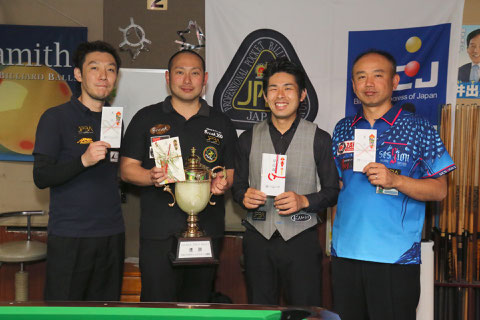 GPW-3上位入賞者。左2が優勝の杉原匡